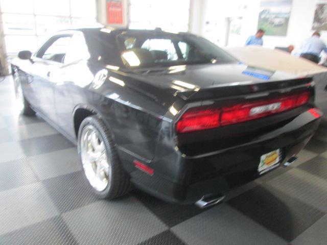 Dodge Challenger 2010 photo 0