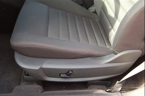 Dodge Challenger 2010 photo 2