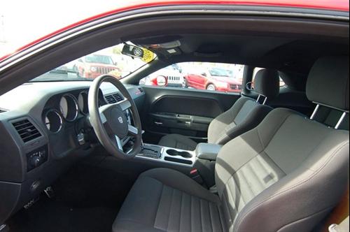 Dodge Challenger 2010 photo 4