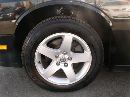 Dodge Challenger 2010 photo 1