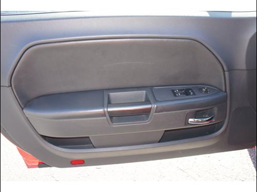 Dodge Challenger 2010 photo 1