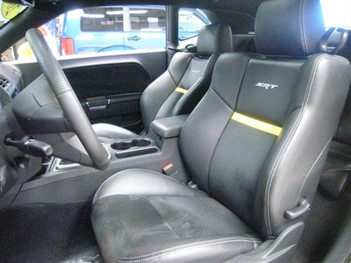 Dodge Challenger 2010 photo 2