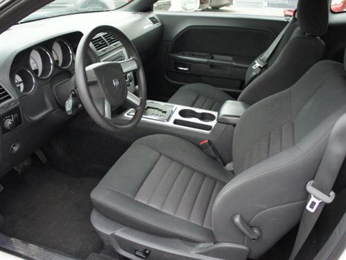 Dodge Challenger 2010 photo 5