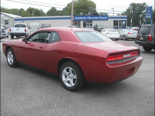 Dodge Challenger 2010 photo 1