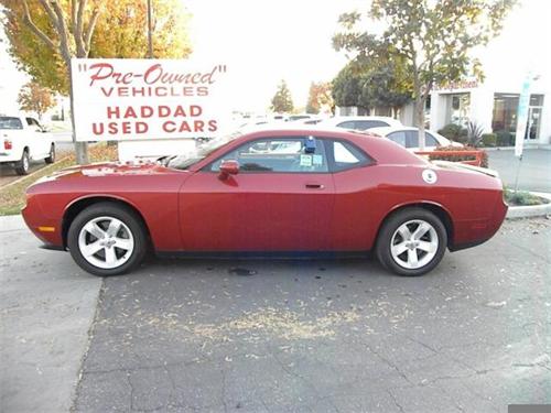Dodge Challenger SLE 4-door 2WD Other