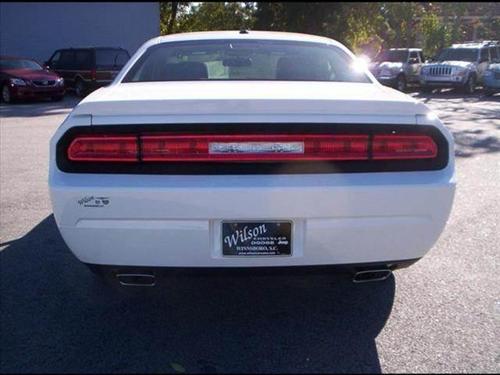 Dodge Challenger 2010 photo 1