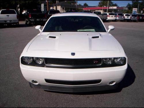 Dodge Challenger 2010 photo 5