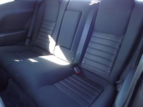 Dodge Challenger 2010 photo 4