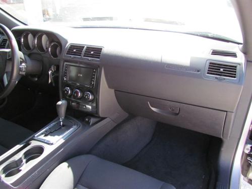Dodge Challenger 2010 photo 4