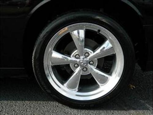 Dodge Challenger 2010 photo 3