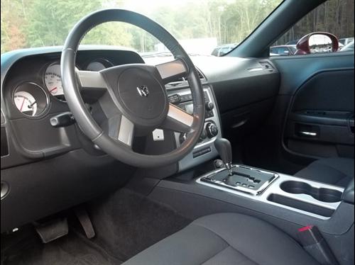 Dodge Challenger 2010 photo 4