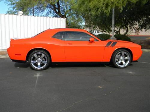 Dodge Challenger 2010 photo 2