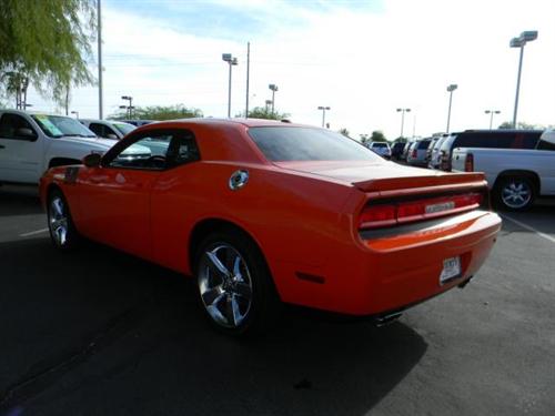 Dodge Challenger 2010 photo 3