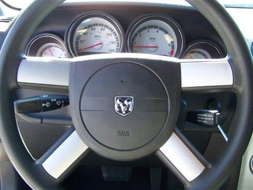 Dodge Challenger 2010 photo 2