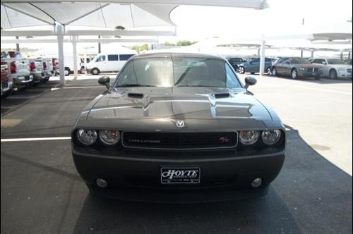 Dodge Challenger 2010 photo 3