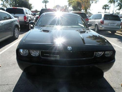 Dodge Challenger 2010 photo 1