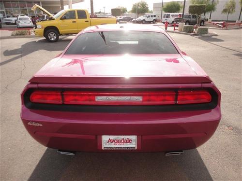 Dodge Challenger 2010 photo 2