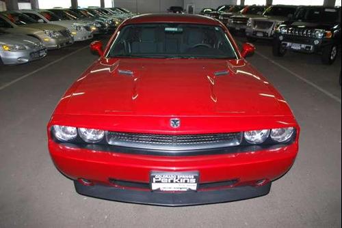 Dodge Challenger 2010 photo 2