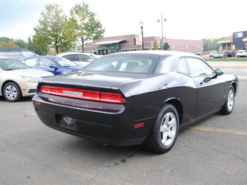 Dodge Challenger 2010 photo 3