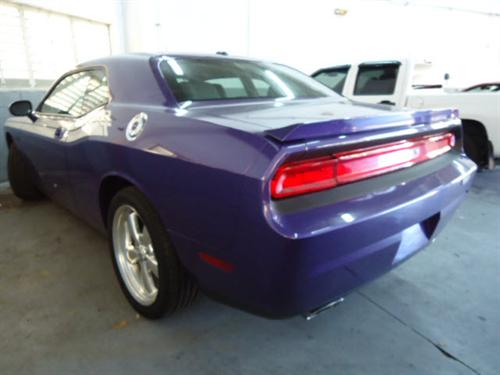 Dodge Challenger 2010 photo 1