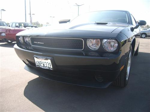 Dodge Challenger 2010 photo 3