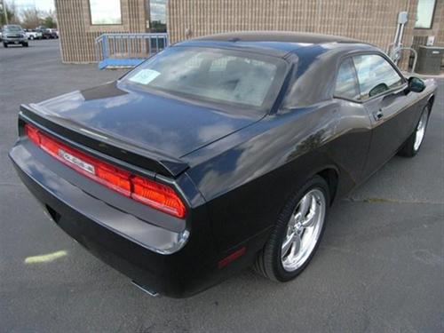 Dodge Challenger 2010 photo 3