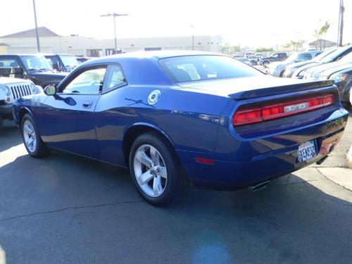 Dodge Challenger 2010 photo 2