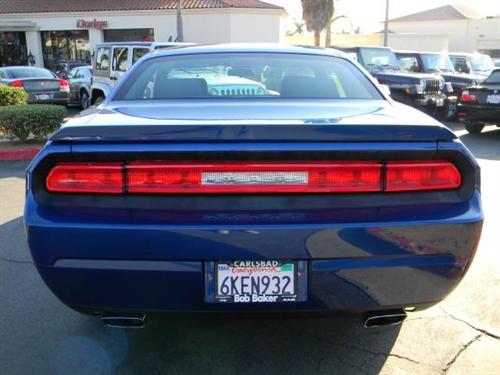 Dodge Challenger 2010 photo 3