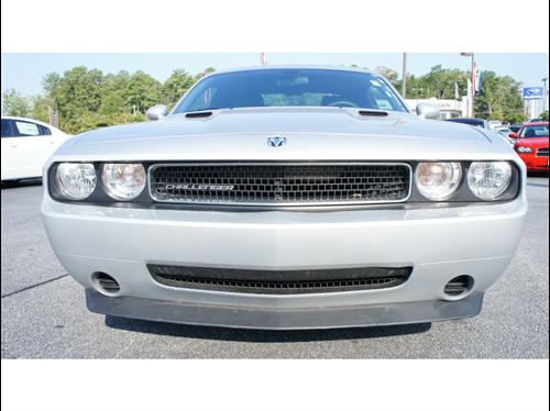 Dodge Challenger 2010 photo 2
