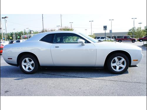 Dodge Challenger 2010 photo 4