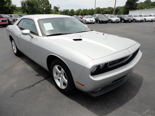Dodge Challenger 2010 photo 2