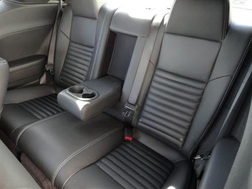 Dodge Challenger 2010 photo 3