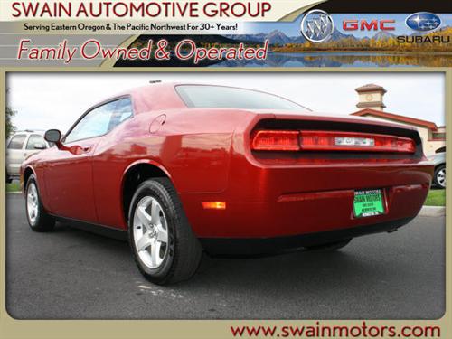 Dodge Challenger 2010 photo 2