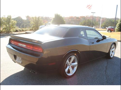 Dodge Challenger 2010 photo 4