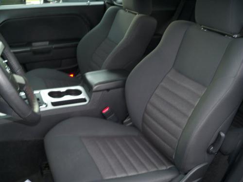 Dodge Challenger 2010 photo 3