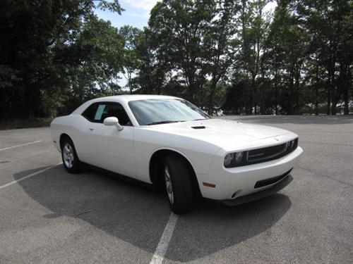 Dodge Challenger 2010 photo 2