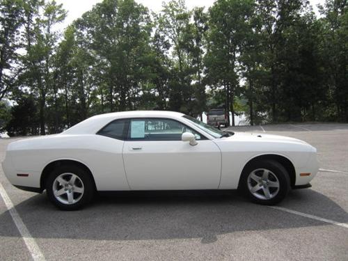 Dodge Challenger 2010 photo 3