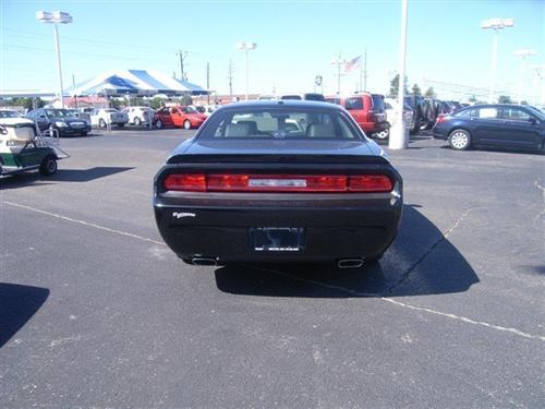 Dodge Challenger 2010 photo 4