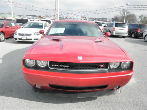 Dodge Challenger 2010 photo 3