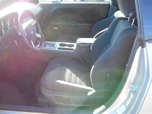 Dodge Challenger 2010 photo 1