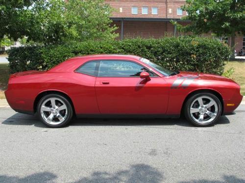 Dodge Challenger 2010 photo 2