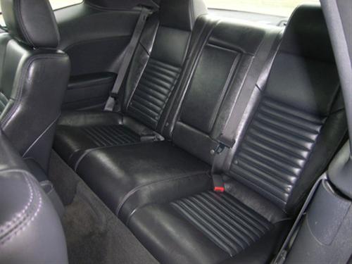 Dodge Challenger 2010 photo 2