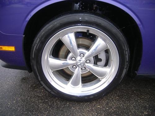 Dodge Challenger 2010 photo 3