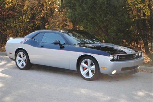 Dodge Challenger 2010 photo 4