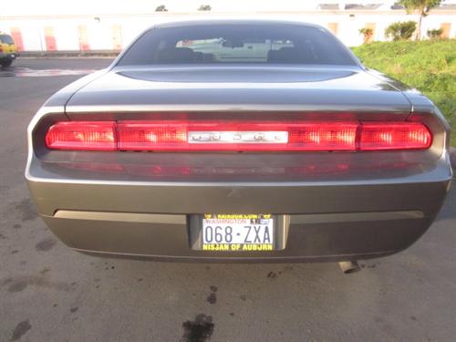 Dodge Challenger 2010 photo 4