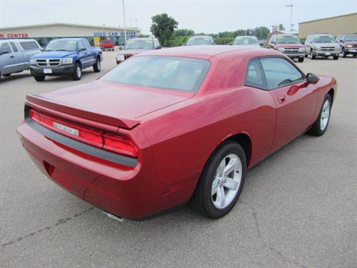 Dodge Challenger 2010 photo 2