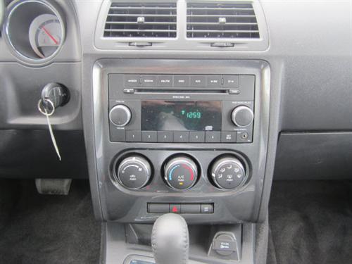 Dodge Challenger 2010 photo 3