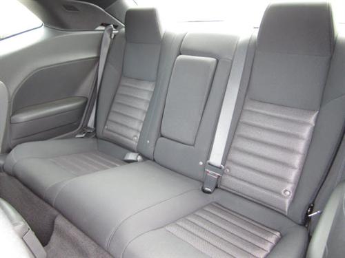 Dodge Challenger 2010 photo 4