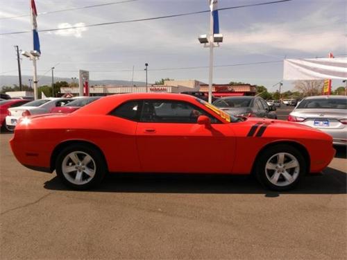 Dodge Challenger 2010 photo 2
