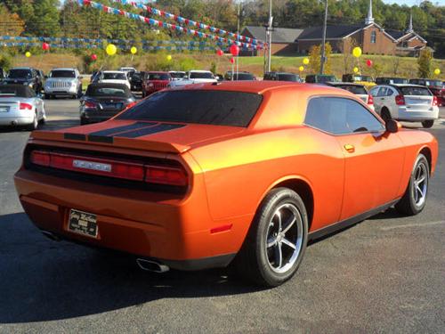 Dodge Challenger 2011 photo 2